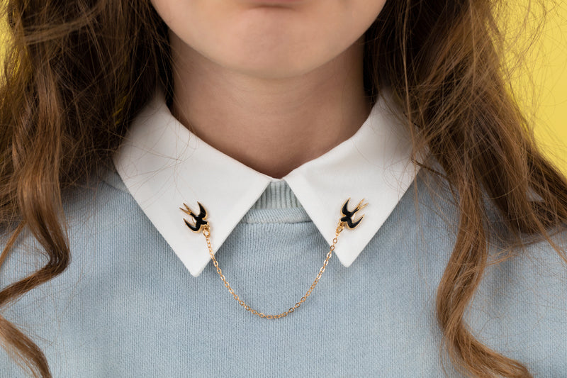 Collar Pin Swallow – Love La Fête - Main Image